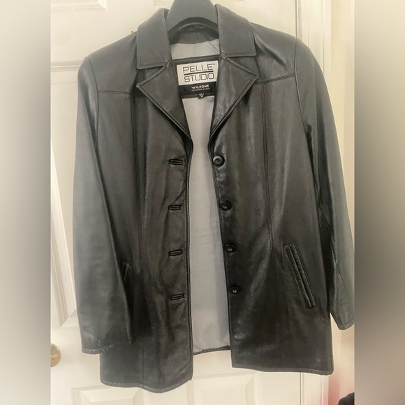 Leather jacket - Picture 1 of 4